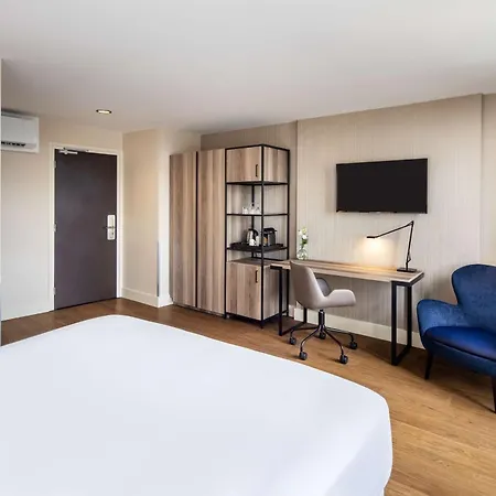 Nh Schiller Hotel 4*