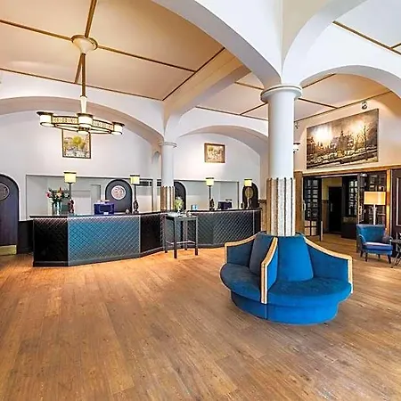 Hotel Nh Schiller