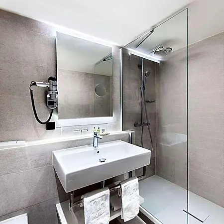 Nh Schiller Hotel 4*