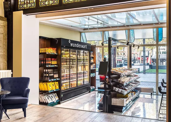 Hotel Nh Schiller 4*