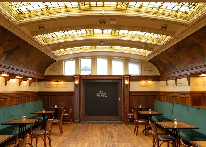 Nh Schiller מלון 4*