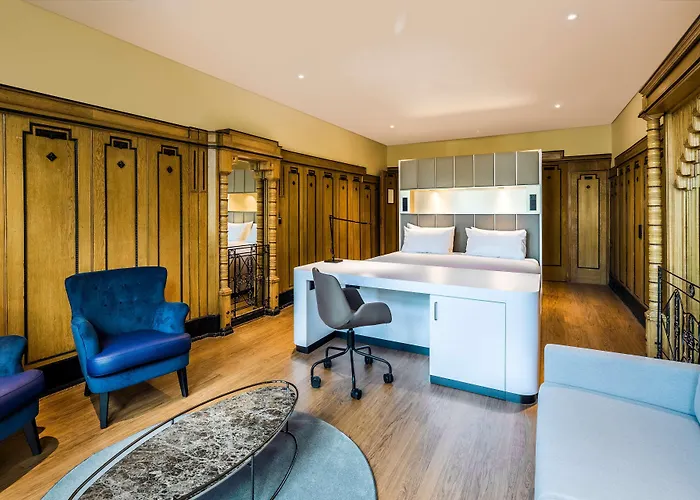 Nh Schiller Hotel 4*