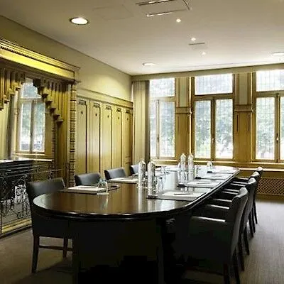 Nh Schiller Hotel 4*