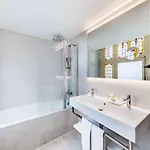 Nh Schiller Отель