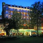 Nh Schiller Отель