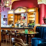 Nh Schiller Отель