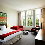 Nh Schiller Отель