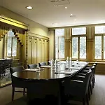 Nh Schiller Отель 4*