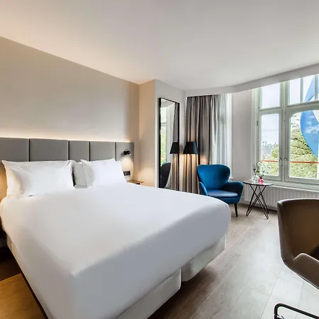 فندق إن إتش شيلر