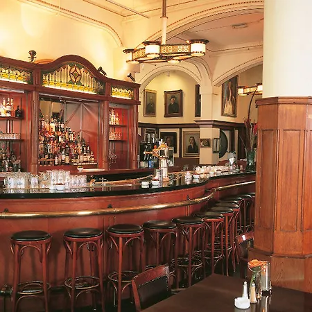 إن إتش شيلر 4* أمستردام