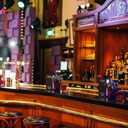 إن إتش شيلر أمستردام